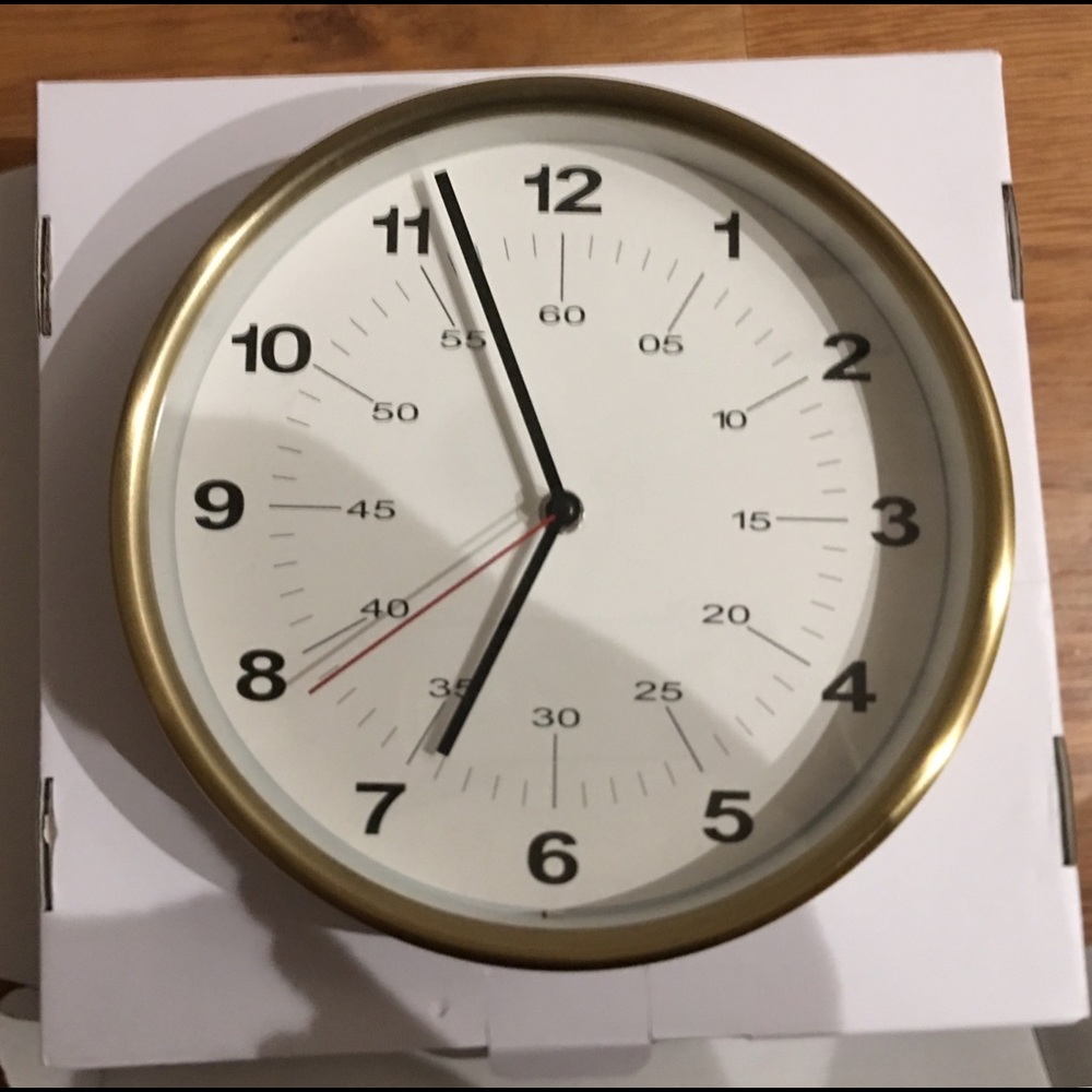 Gold clock
